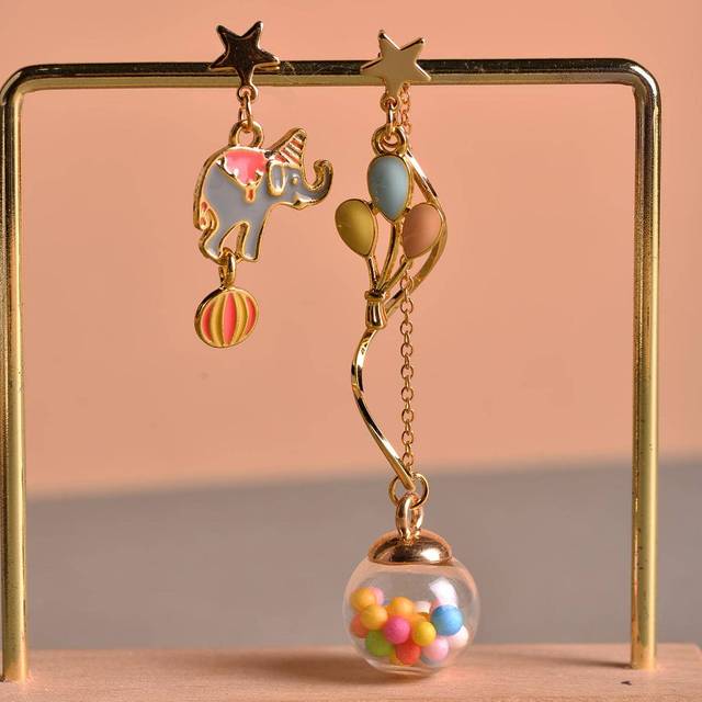 SHEIN 1pair Amusement Park Hot Air Balloon Mismatched Drop Earrings, Ideal Birthday Gift For Women