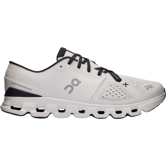 Sneakers On M Cloud X 4 Ivory/ Black UK 9.5 (9.5)