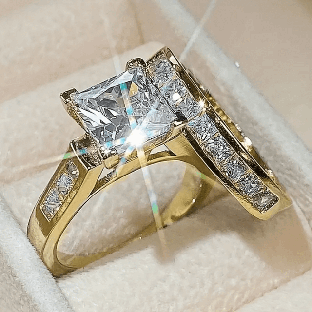 SHEIN 2 Pcs/Set Bridal Wedding Rings 18K Gold Plated 4 Prong Setting Cubic Zirconia Rings For Women Engagement Proposal Jewelry Gift