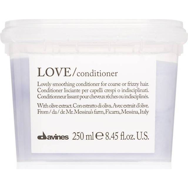 Davines Essential Haircare LOVE Smoothing Conditioner Mjukgörande balsam För ostyrigt och krulligt hår 250 ml