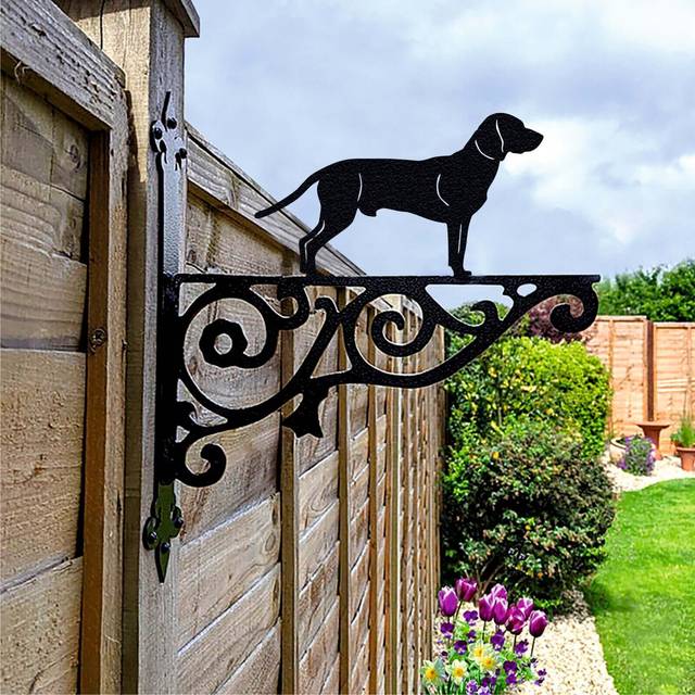Bavarian Mountain Hound Ornamental Hanging Bracket (375cm H X 300cm W X 3cm D)