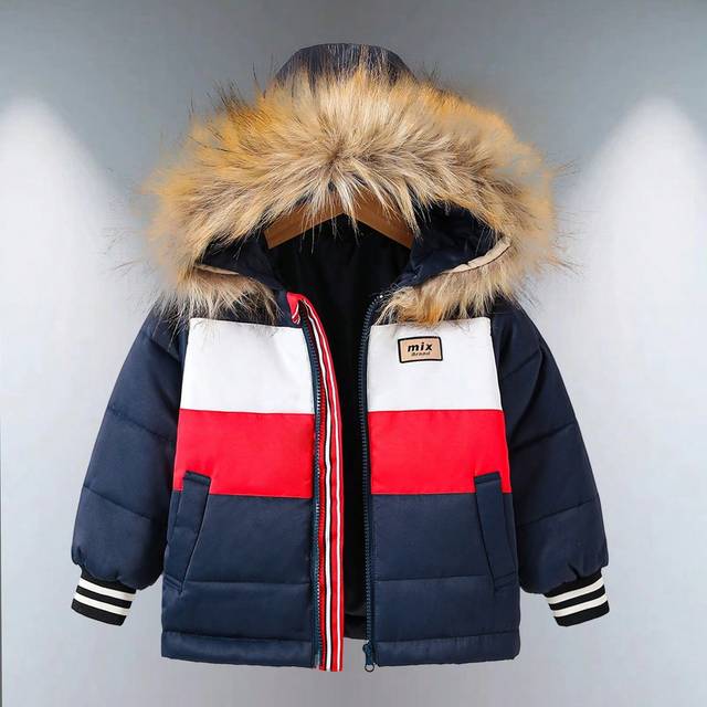SHEIN Young Boys&#39; Classic Tri-Color Contrast Hooded Padded Coat, Warm And Comfortable Thick Material Suitable For Autumn And Winter, Fashionable Street Styl