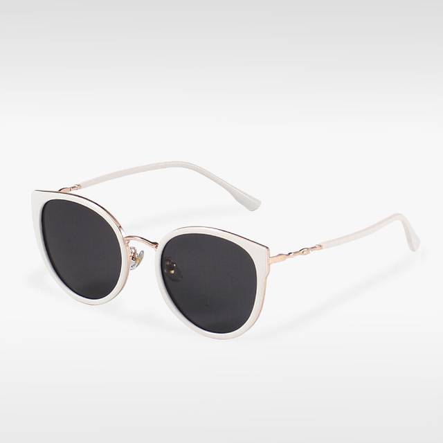 (StyleA) Stylish Cat Eye Sunglasses Women Frame Highend Big Face Slimming Sun Protection