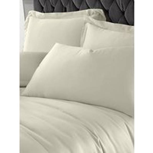 Catherine Lansfield Silky Soft Satin Standard Pillowcase Pair &Ndash; Champagne
