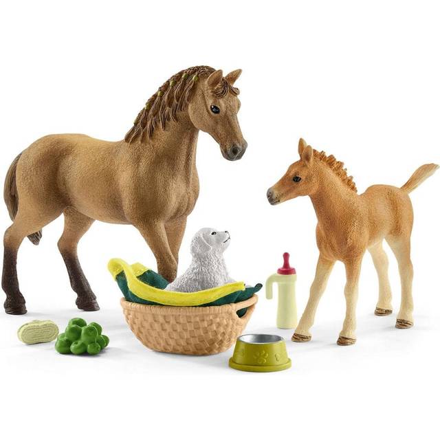 Schleich Horse Club Sarah's Care of Baby Animals - 42432