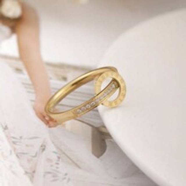 1 st rostfritt stål + 18K guld dubbelring romerska siffror design mikroinlagd strass titan stålring lämplig för kvinnor - Gult guld (7,5,9,6,8,10)