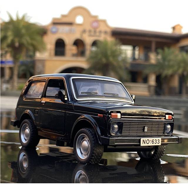 (Black) 1/32 Russian LADA NIVA Alloy Model Car LADA 2106 Toy Diecasts Metal Casting