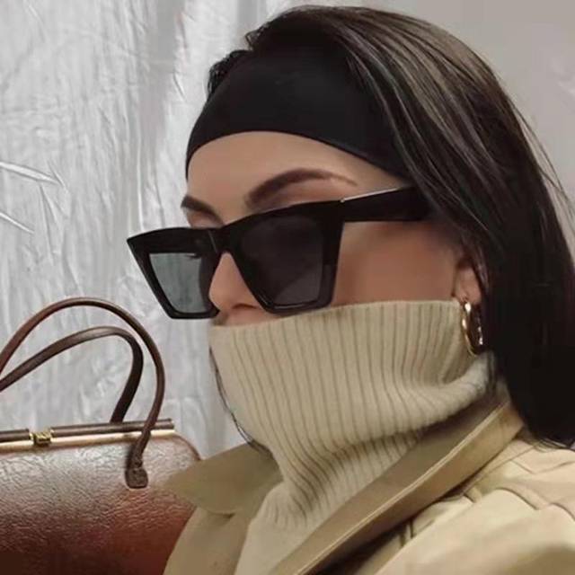 Brand Designer Fashion Vintage Large Framed Square Retro Beach Eyewear Accessories Women Sunglasses Shades black