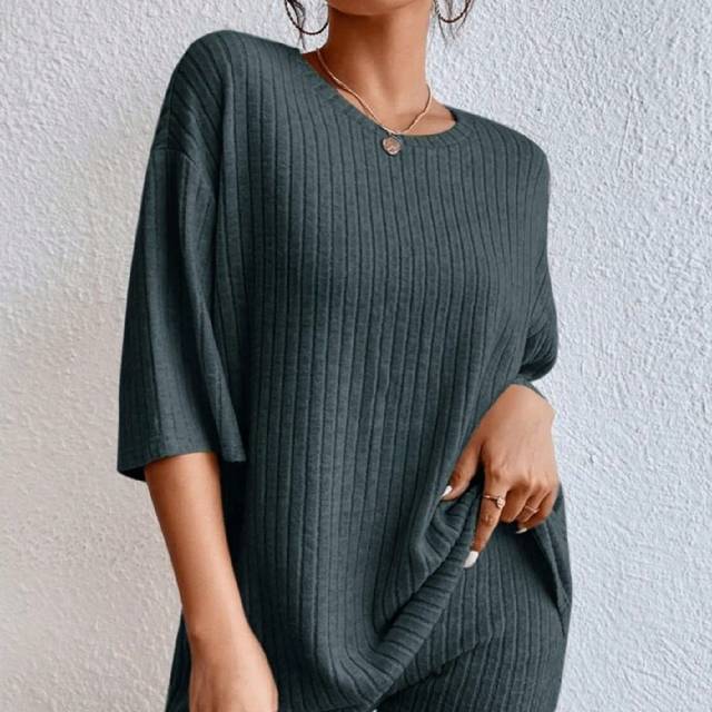SHEIN 2pcs Casual Solid Color Pajamas Set, Loose Fit Short-Sleeved Top And Shorts, Spring/Summer, Two Pieces Set, Vacation
