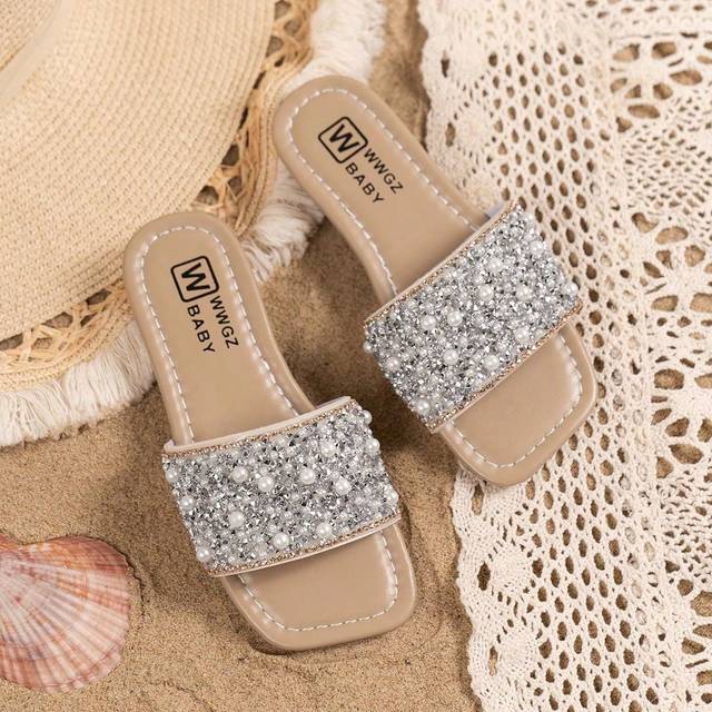 SHEIN Summer Kids Crystal & Pearl Decorated Beach Sandals, Fashion Open Toe Flat Princess Slippers For Little Girls, Handmade With Slightly Uneven Rhineston
