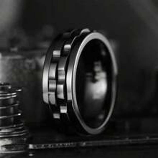 1 st Mode 8MM Punk Style Gear Roterande Ångest Fidget Ring 7 Färger Rostfritt stål Kedja Spinner Ringar För Män Rock Biker Bröllopsfest Smycken Älskar - Svart (7,9,11,13,8,10,12)