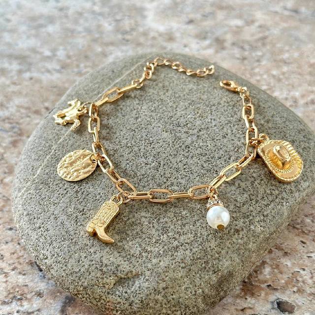 SHEIN 1pc Western Cowboy Style Horse Hammered Disc & Faux Pearl Decor Bracelet For Women