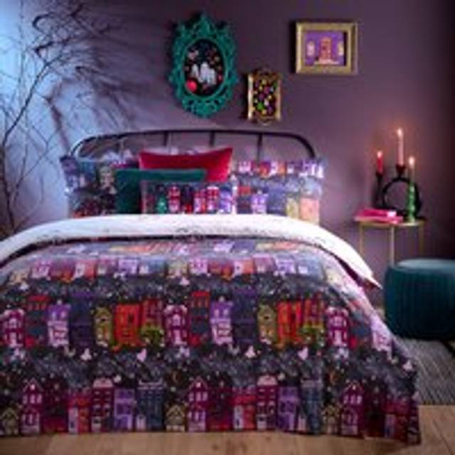 Creepy Town Reversible Duvet Cover Set - Charcoal - Double - furn.