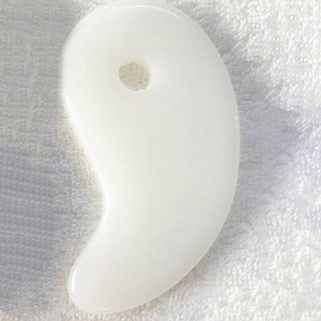 (a-Gossip white) Guasha Massage For Face Massagers Resin Beeswax Facial Body Back Massagem Gua Sha Scrapping Tools SPA Eye Neck Scraper MassagerÂ