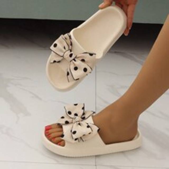SHEIN Women Polka Dot Bow Decor Slides, Preppy Outdoor Plastic Slides