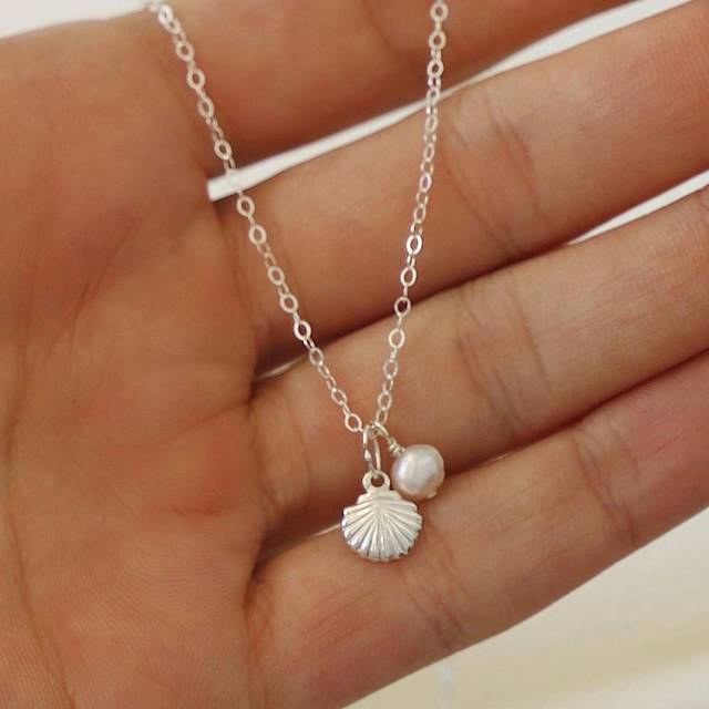 SHEIN 1pc 14k Gold/Silver Plated Minimalist Shell & Pearl Beach Necklace, Suitable For Women/Girls, Great Gift Idea For Daily Wear