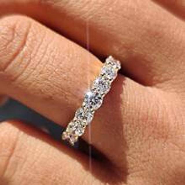SHEIN 1Pc Moissanite Engagement Ring Wedding Band S925 Sterling Silver Promise Ring Eternity Ring Anniversary Ring Luxury Jewelry Gifts For Women Rhinestone