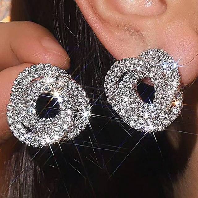 SHEIN 1pair Fashion Wrapped Design Studded Earrings, Fully Rhinestoned Shiny Party Earrings, Women Daily Casual, Business Wear