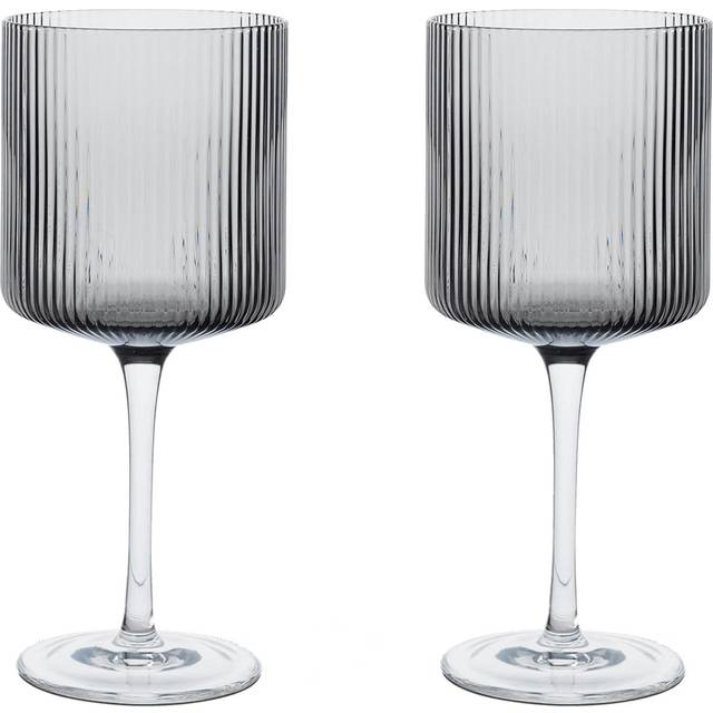 ferm LIVING Ripple Red Wine Glasses Set of 2 - ACCESSORIES Rödvinsglas Från Magasin - Smoked Grey (ACCESSORIES)