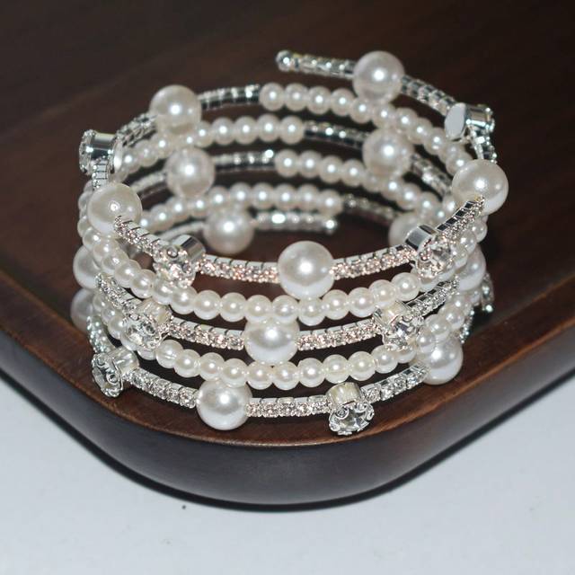 SHEIN 1pc New Fashion 5-Row Multi-Layer Crystal Pearl Twist Cuff Bracelet, Bridal Wedding Gift For Women And Girls