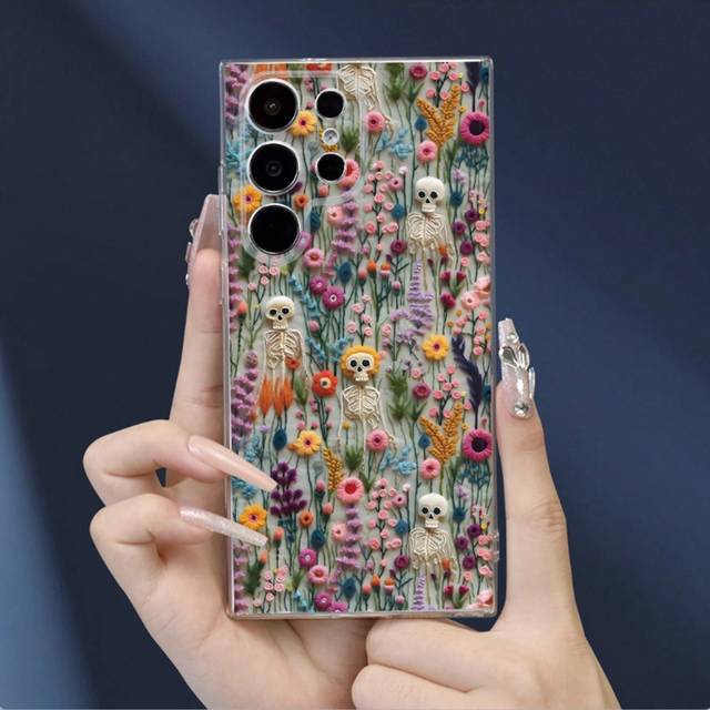SHEIN Halloween Floral Skull Painted Hollow Black Painted Simple Anti-Fall Thick Phone Protective Case, Printed Compatible With IPhone 15 XR/7/8 15 ProMax/1