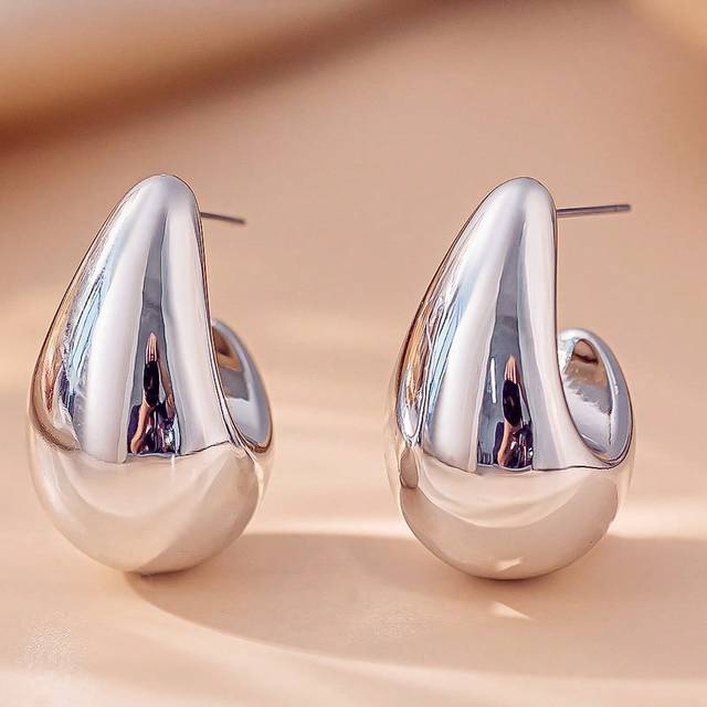 SHEIN 1 Pair New Fashion Elegant Personality Water Drop UV Plated CCB Dangle Earrings