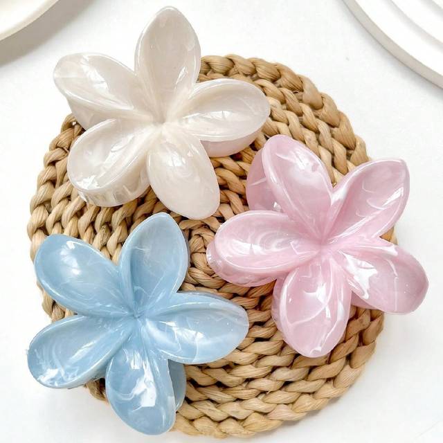 SHEIN 3pcs/Set Women&#39;s Elegant Multi-Color Marble Acrylic Flower Hair Clips For Bun Updo, Versatile Daily Accessories,Flower Claw