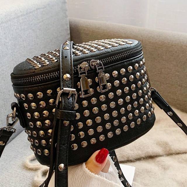 SHEIN Mini Solid Color Rivet Studded Punk Style Trapezium Shoulder Bag