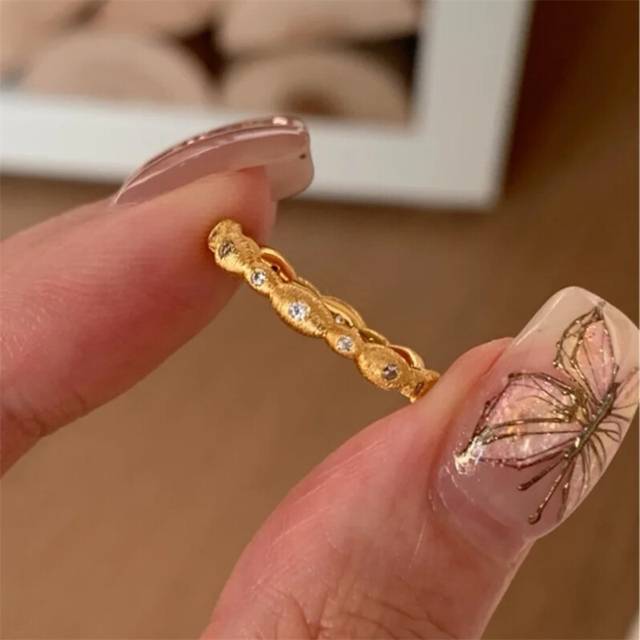 (C) Geometric Contemporary Unique Zirconia Ring For Women With Adjustable Fit And Style