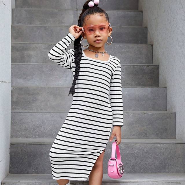 SHEIN Mommy And Me Young Girl&#39;s And Young Girl Knit Striped Mock Neck Dress For Casual Daily Wear, Autumn/Winter