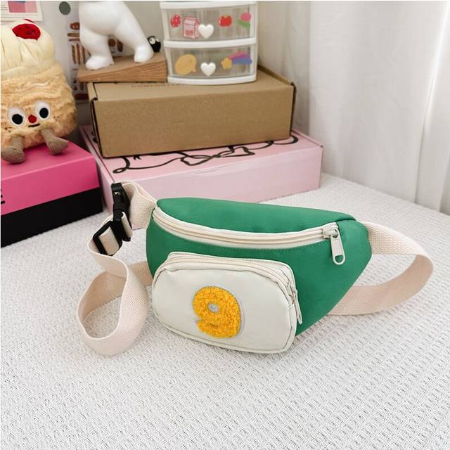 (Green) Kids Charming Casual Crossbody Bag In Lightweight Durable Nylon For Everyday Wear