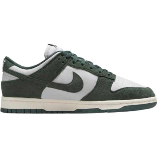 Nike Girls Green & White Dunk Low Trainers, Size: 4 - Green/White