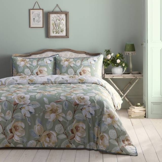 'Eleanor' 200 Thread Count Pure Cotton Duvet Cover Set - Green - Super King