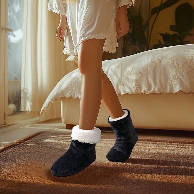 SHEIN 2025 New Mid-Calf Indoor Floor Boots, Unisex, Fleece Lining, Thick, Comfortable, Warm, Non-Slip Soft Bottom, Coral Velvet, Slippers, Maternity Shoes,