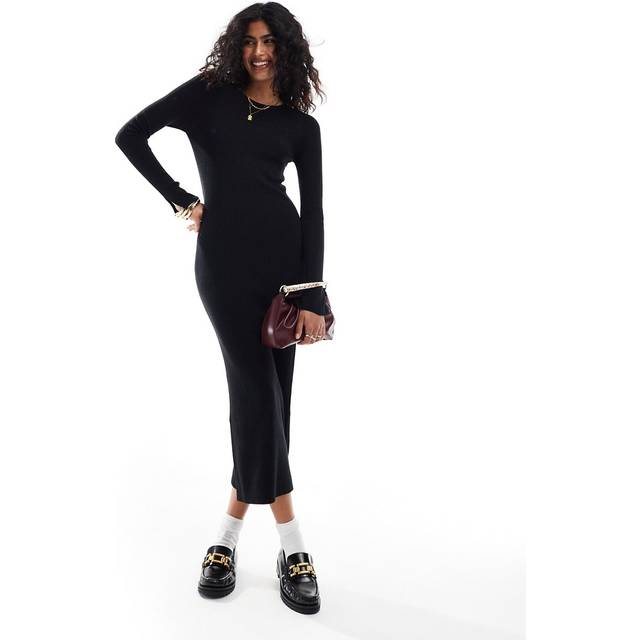 ASOS DESIGN – Svart, stickad maxiklänning med rund halsringning och ärmslitsar-Svart/a
