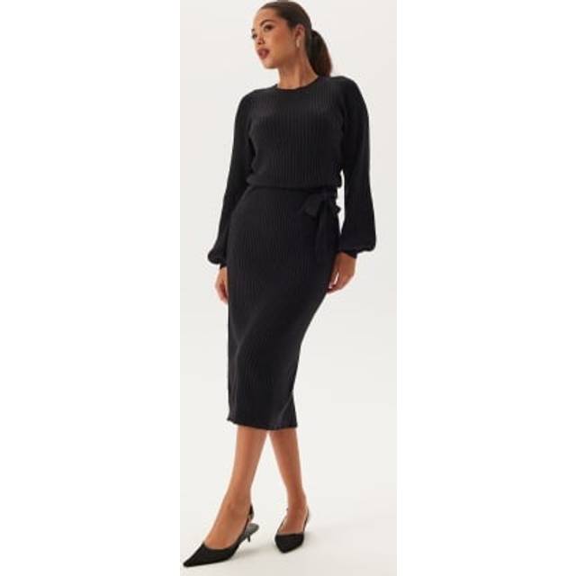 Round Neck Rib Knitted Midi Dress