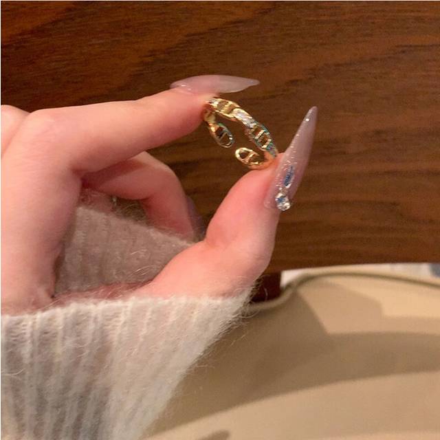 (J5249) Chic S925 Silver Pearl Ring With Elegant Bow Knot For Women Versatile Look