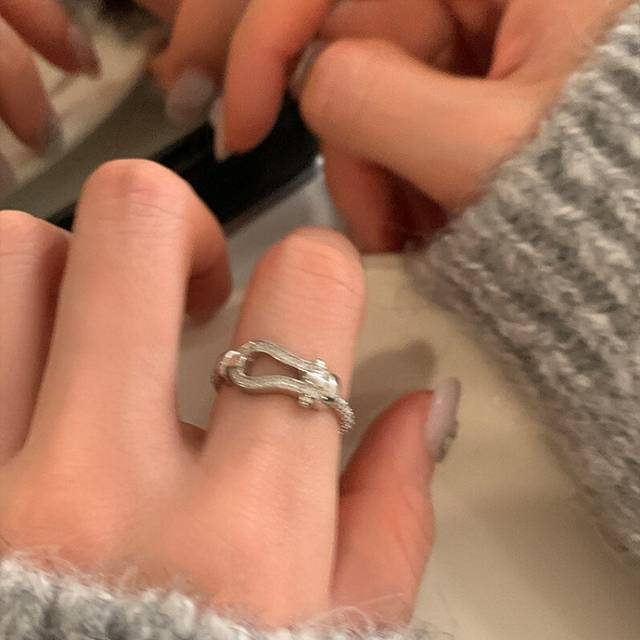 (J5061) Unique Highend 925 Sterling Silver Couple Rings Featuring Dazzling Diamond Accents For Women