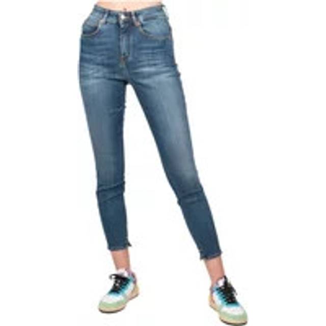 Wet Jeans 3400