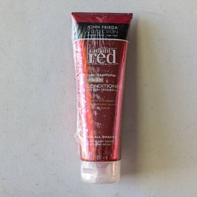 John Frieda Radiant Red Colour Protecting Conditioner 845 Ounce