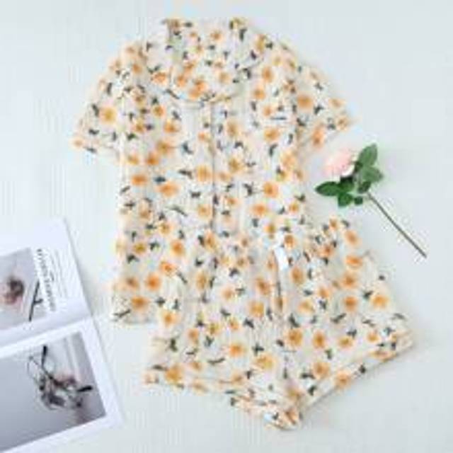 2st/set, gulblommigt tryckt sommarpyjamasset för kvinnor, kortärmad skjorta och shorts med knäppning, fritidskläder för sommaren, tvådelat set - Aprikos (L,M,S,XL)