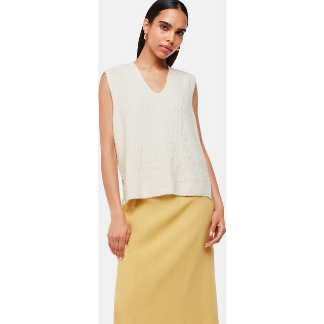 Textured Tank Top - CREAM - London-based brand Whistles is renowned for creating timeless pieces with contemporary edge. Understated yet of-the-moment, each piece is carefully created with high-low dressing in mind. From cosy knits and relaxed jeans to slip skirts and floral dresses, Whistles is your one stop shop for creating the ultimate capsule wardrobe.