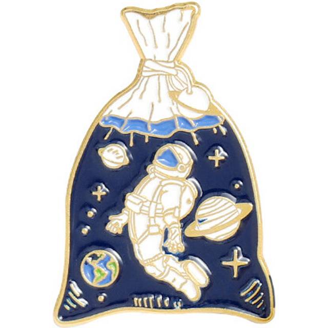 (XZ3592) Badge Decorative Alloy Brooch With Space Astronaut Theme Unique Capsule Shape For All
