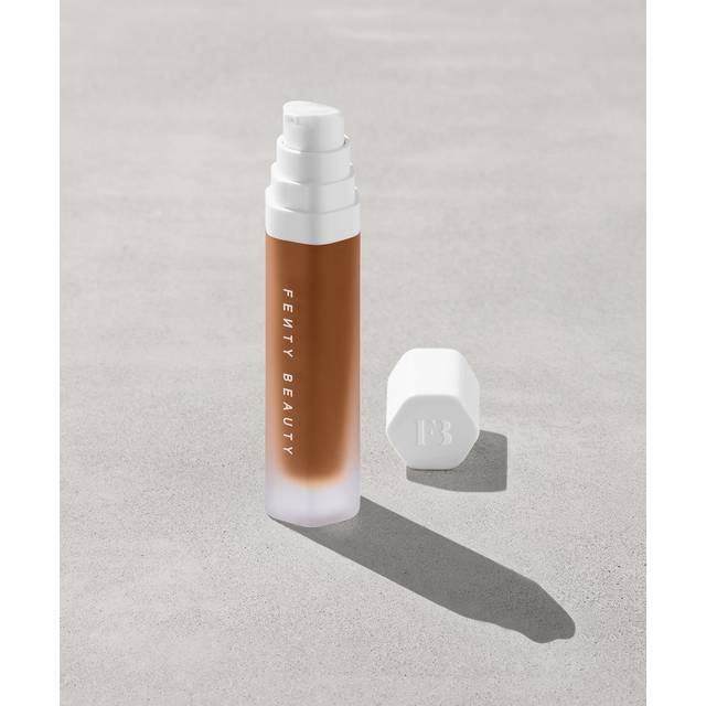 Fenty Beauty 450 Soft&#39;lit Naturally Luminous Longwear Foundation 32ml