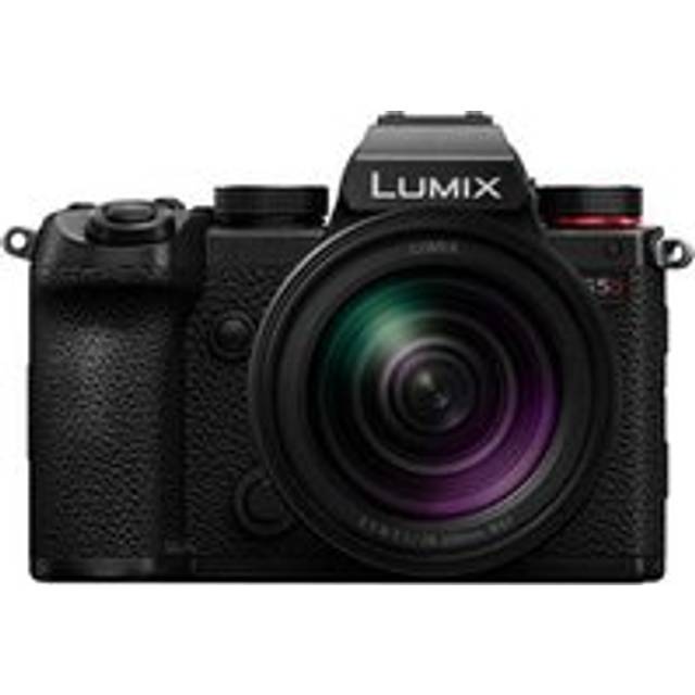 Panasonic Lumix S5D + 28-200mm F/4-7.1 | ✅ Temporary price reduction