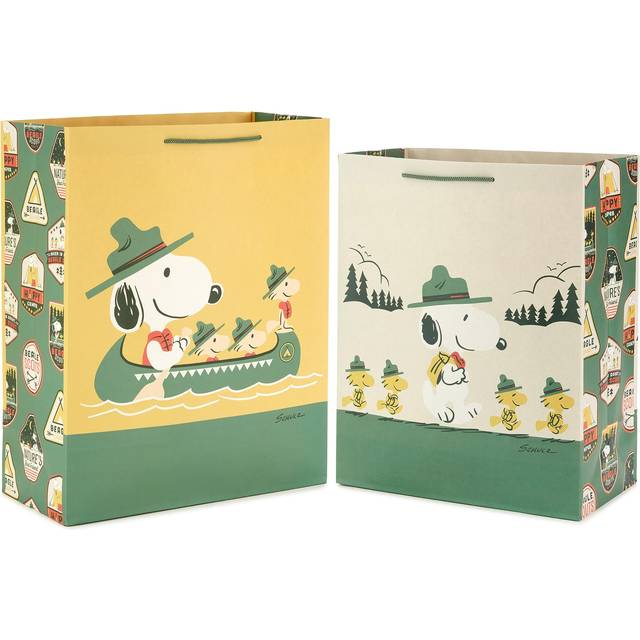 "Hallmark Peanuts Gift Bag Bundle (2 Bags: 1 Large 13""""""""  1 XL 15"""""""") Snoopy and Woodstock for Father's Day  Birthdays  Summer Camp"