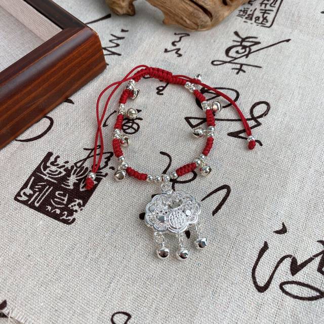 (Safe Knot PS0005) Unique Hanrafted Turquoise Alloy Bracelet Delightful Cute Style For Women