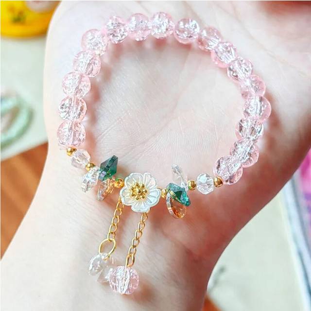 (BR22Y0661-6) Sweet Daisy Flower Womens Colorful Crystal Beaded Bracelet