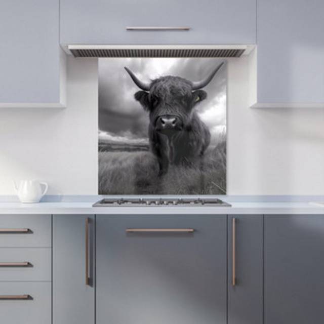 Warren Reed - Designer Black And White Highland Cow Kitchen Splashback W700Mm X H650Mm, Multi