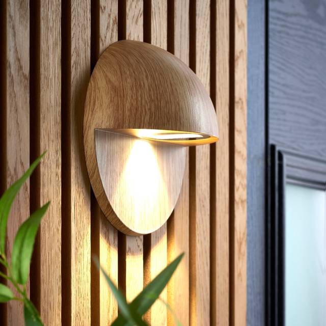 Kip Outdoor Wall Light - Natural